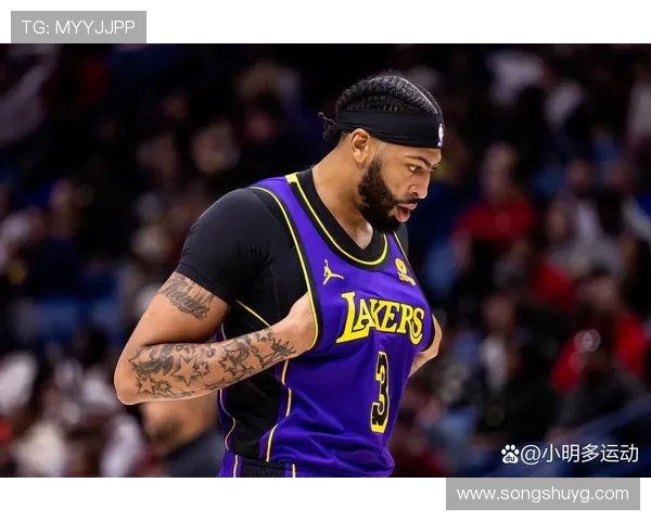 浓眉半场表现抢眼19分钟内高效砍下17分助球队争胜